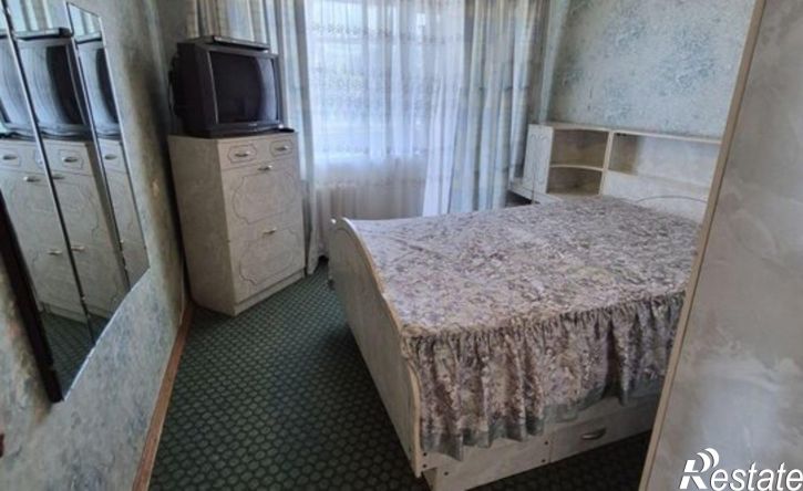 4-комн квартира улица Красных Зорь, 10,  д. 10