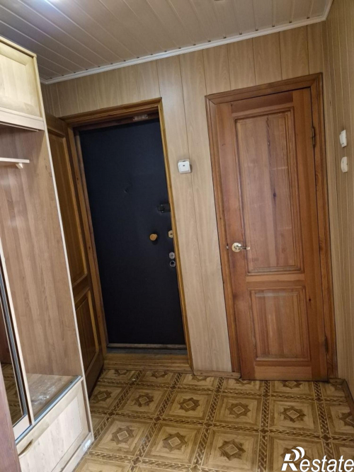 Продажа 4-комн квартиры Красных Зорь ул, 10