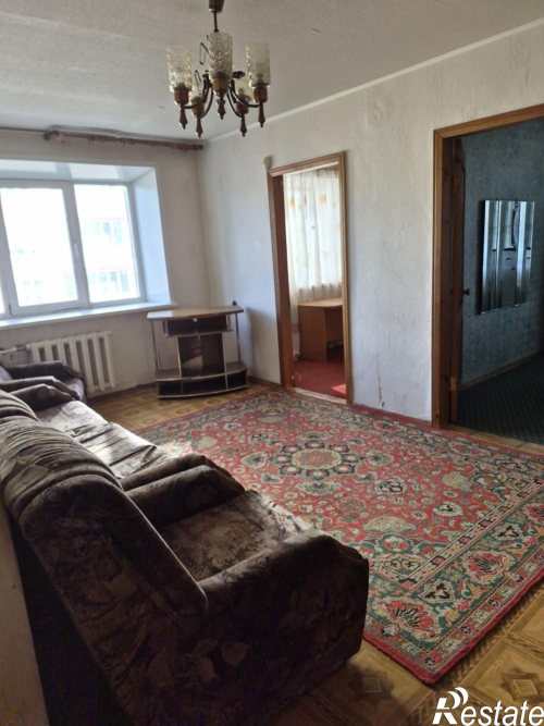 Продажа 4-комн квартиры Красных Зорь ул, 10