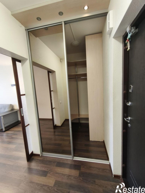 Продажа 1-комн квартиры Московский мкр, 1
