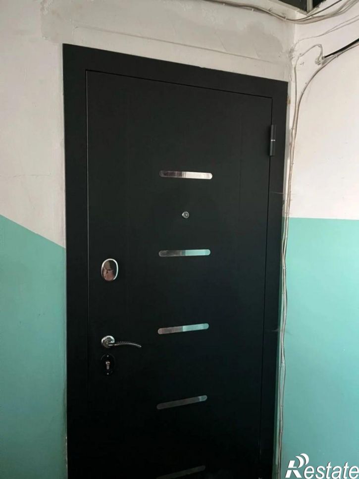 2-комн квартира Коммунальный пер, 15
