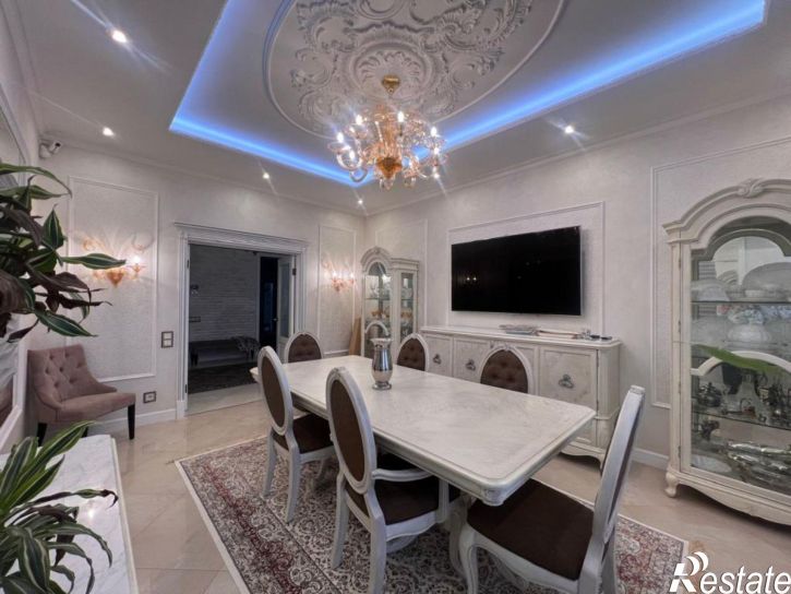 6-комн квартира Калинцева ул, 4