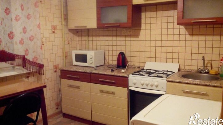 1-комн квартира 10 Августа ул, 56
