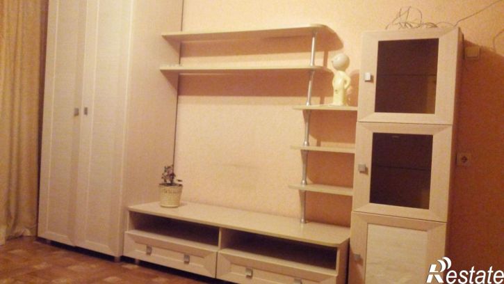 1-комн квартира 10 Августа ул, 56