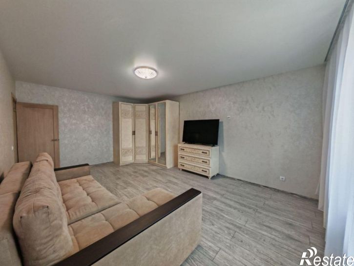 2-комн квартира Смирнова ул, 27