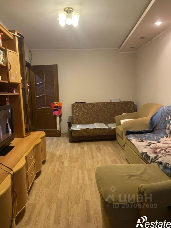 2-комн квартира пр-кт Строителей, 32,  д. 32