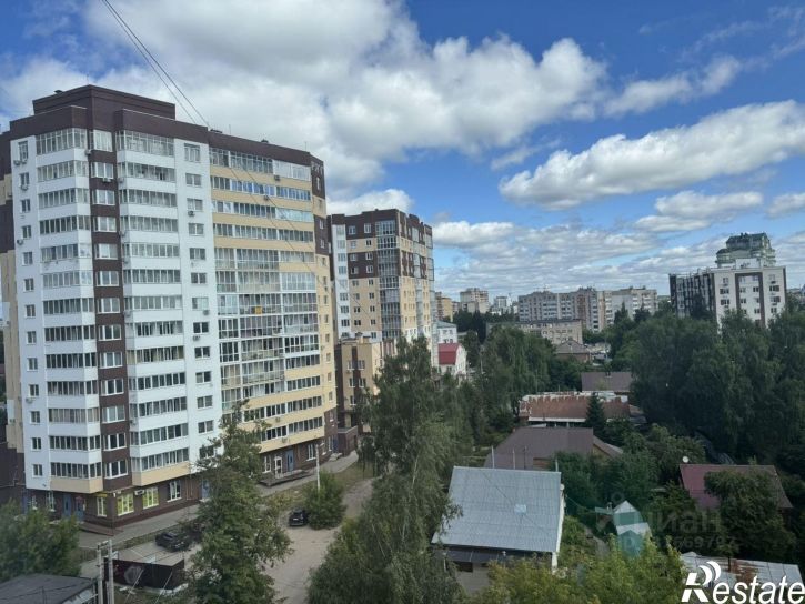3-комн квартира ул 10 Августа, 56,  д. 56