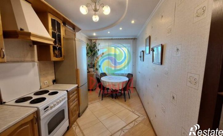 3-комн квартира пр-кт Строителей, 68А,  д. 68А