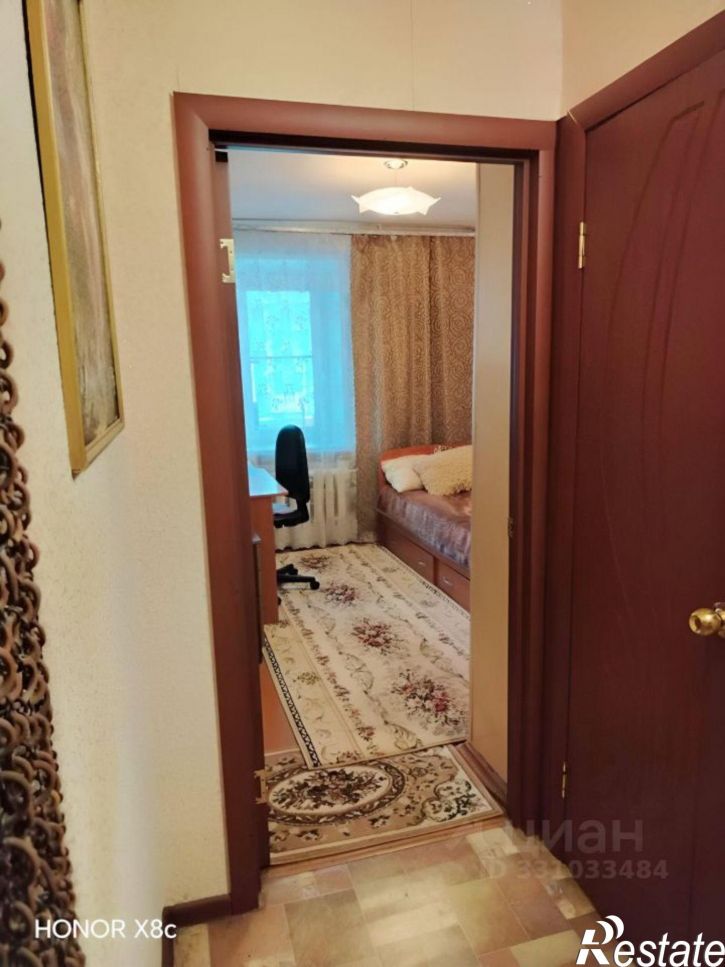3-комн квартира 30-й микрорайон, 33