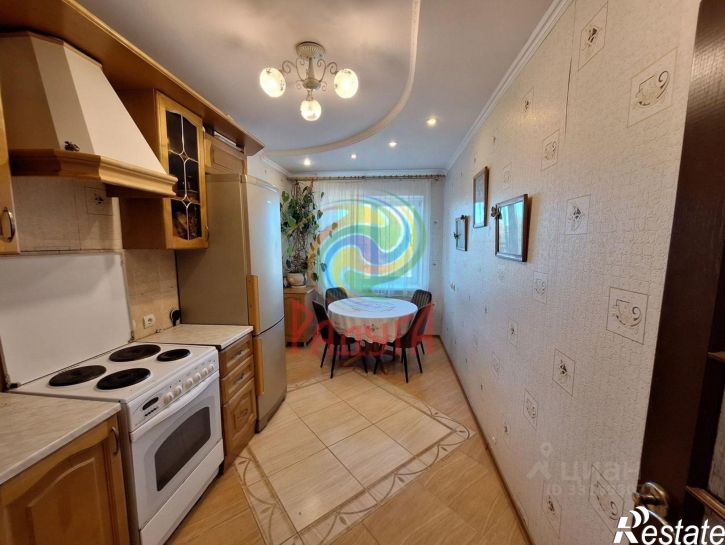 3-комн квартира пр-кт Строителей, 68А,  д. 68А