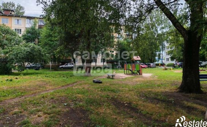 3-комн квартира микрорайон 14-е Почтовое Отделение, 180