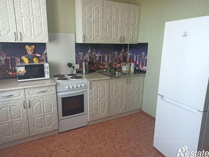 2-комн квартира ул Парижской Коммуны, 19,  д. 19