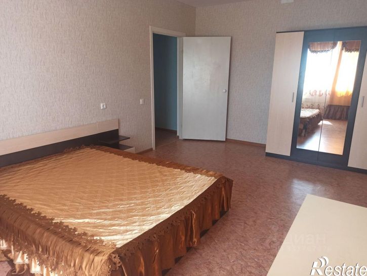2-комн квартира ул Парижской Коммуны, 19,  д. 19
