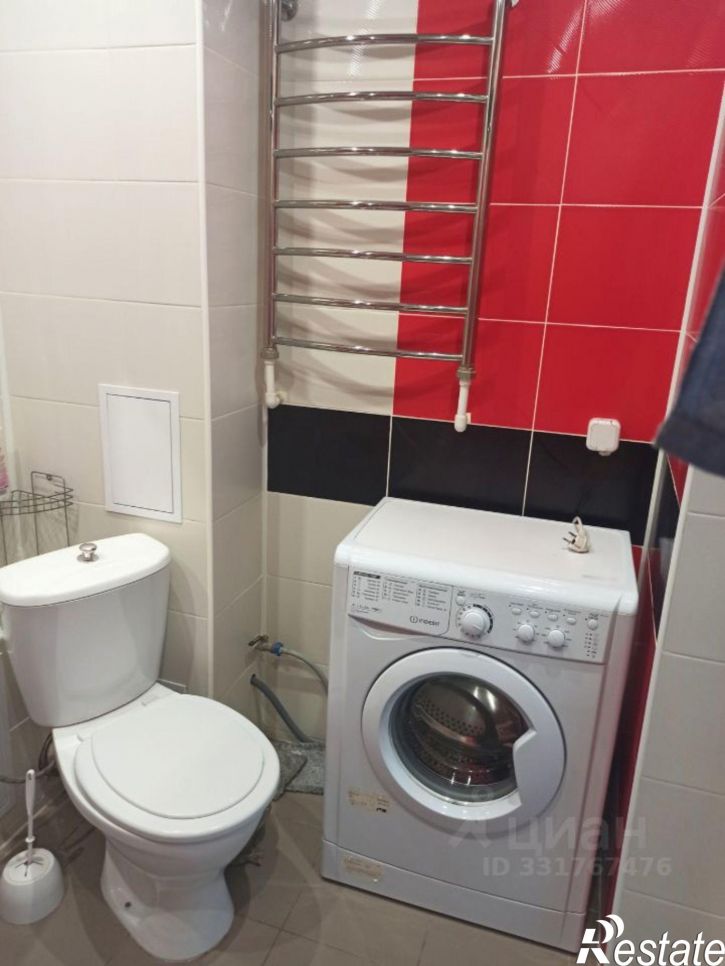 2-комн квартира ул Парижской Коммуны, 19,  д. 19