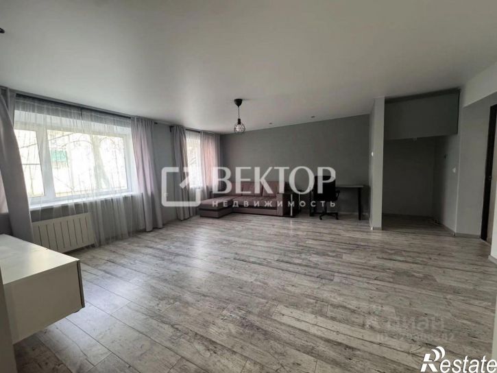 2-комн квартира ул Войкова, 27,  д. 27
