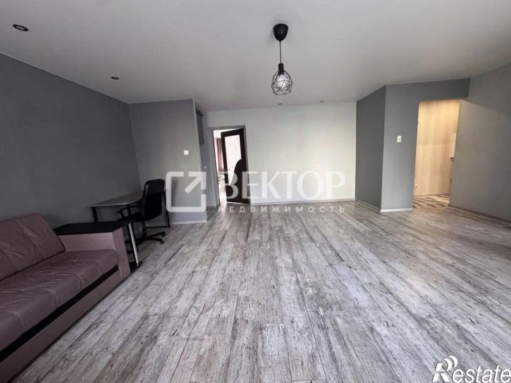 2-комн квартира ул Войкова, 27,  д. 27