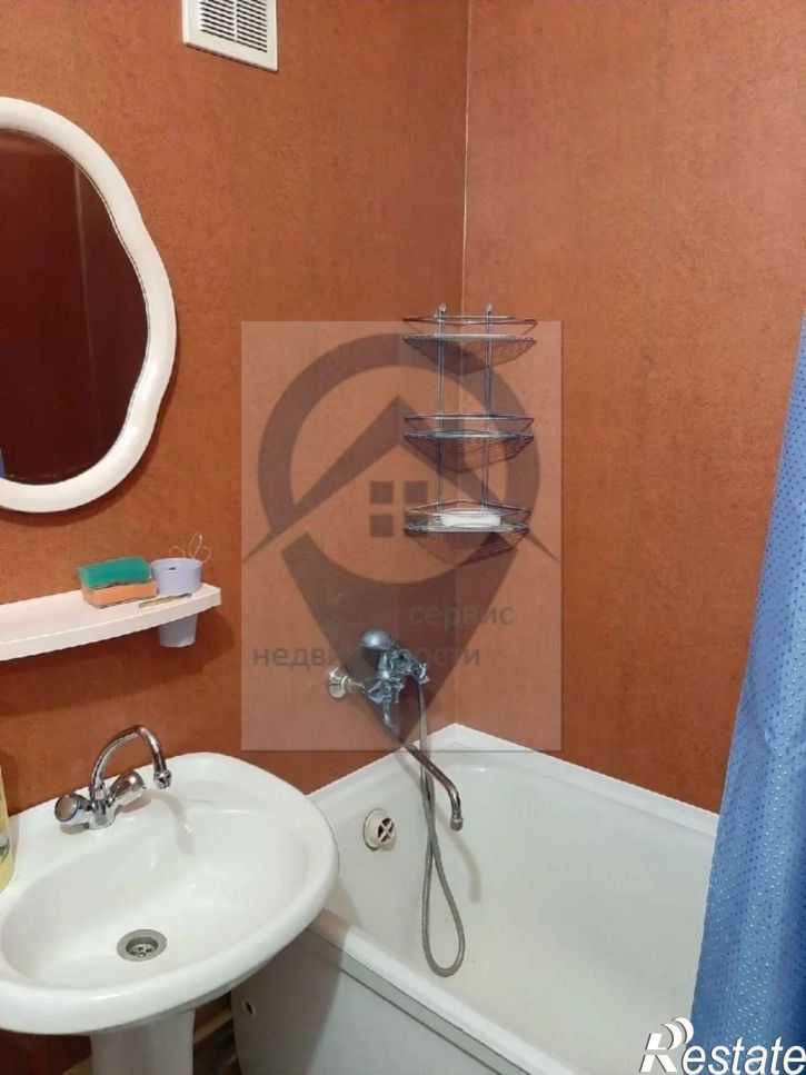 1-комн квартира Строителей пр-кт, 3