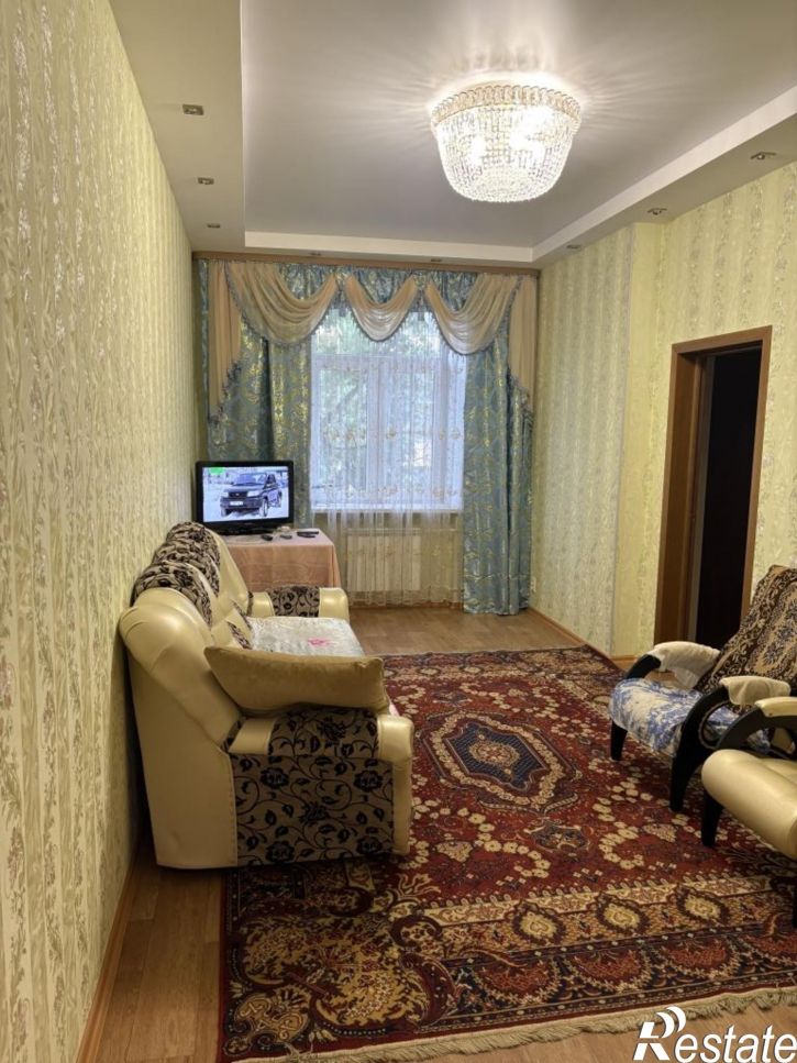 3-комн квартира Суворова ул, 15/16