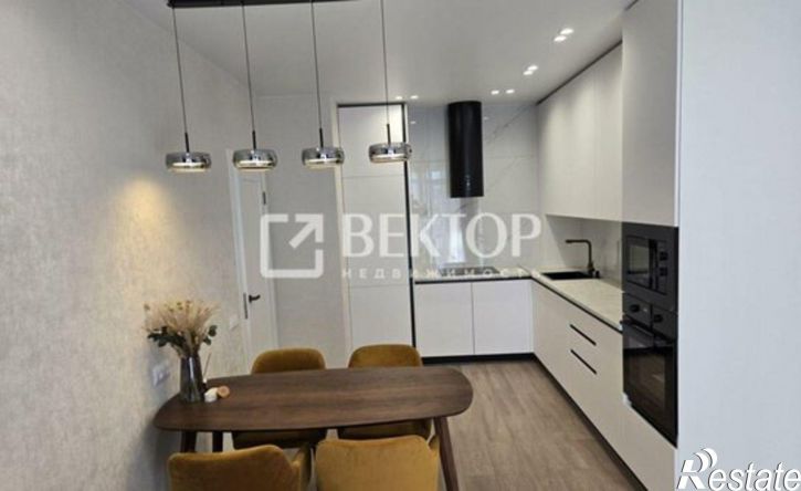 2-комн квартира ул Полка "Нормандия-Неман", 106 2,  д. 106 2,  к. 2