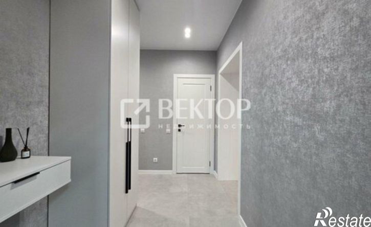 2-комн квартира ул Полка "Нормандия-Неман", 106 2,  д. 106 2,  к. 2