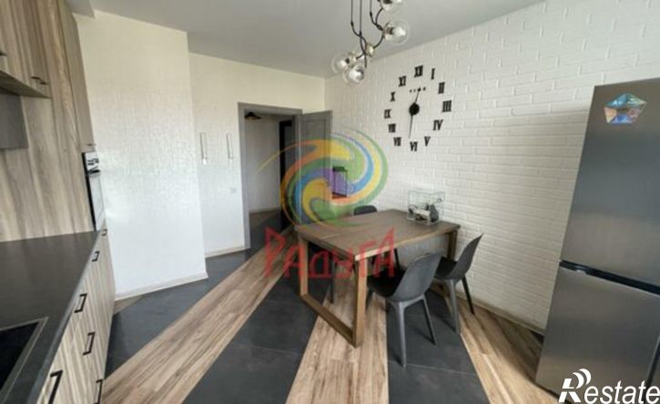 3-комн квартира ул Парижской Коммуны, 41,  д. 41
