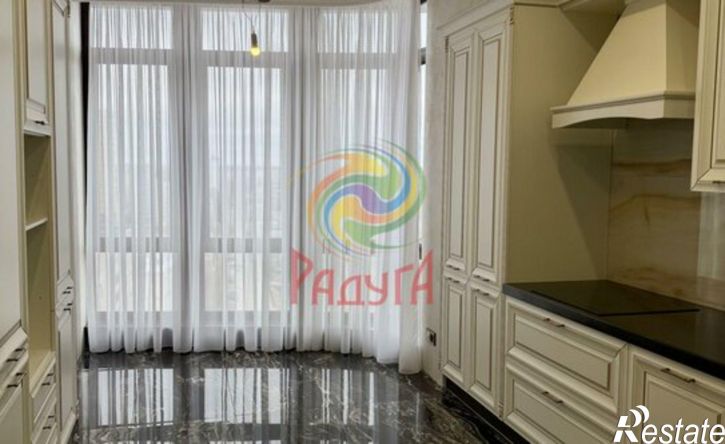 2-комн квартира ул Жарова, 3,  д. 3