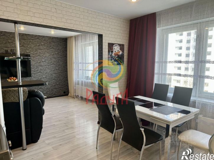 3-комн квартира ул Парижской Коммуны, 41,  д. 41