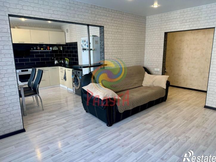 3-комн квартира ул Парижской Коммуны, 41,  д. 41