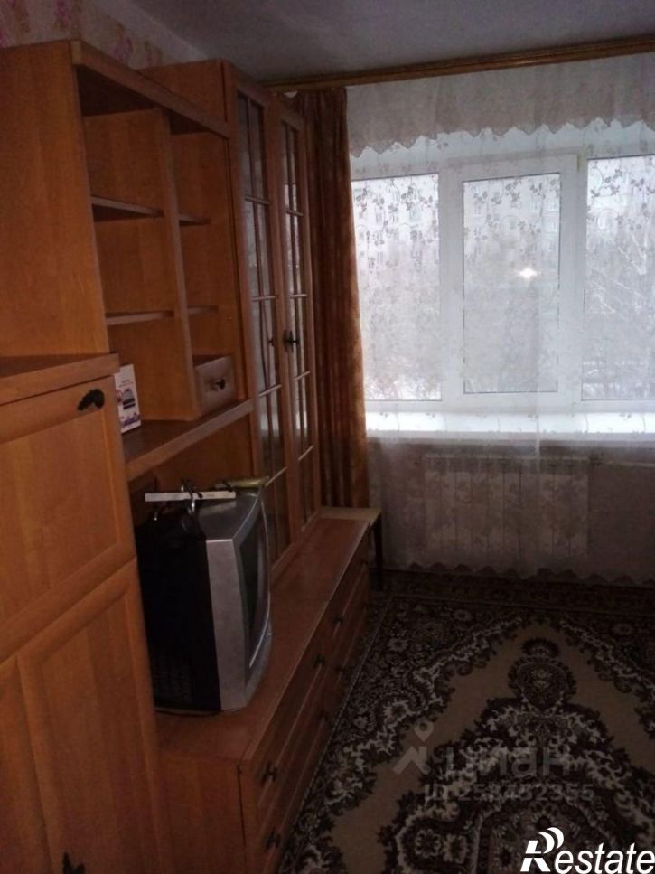 1-комн квартира ул Парижской Коммуны, 15,  д. 15