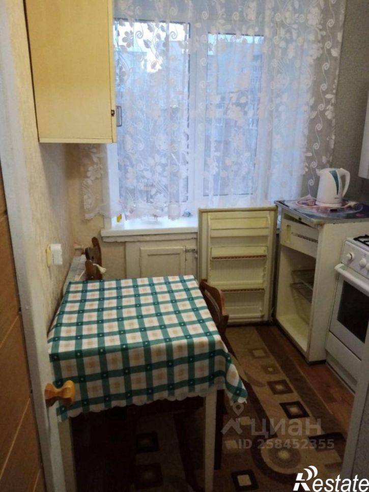1-комн квартира ул Парижской Коммуны, 15,  д. 15