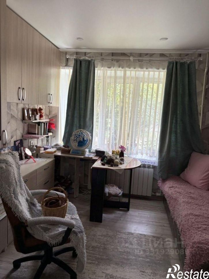 1-комн квартира ул Парижской Коммуны, 15,  д. 15