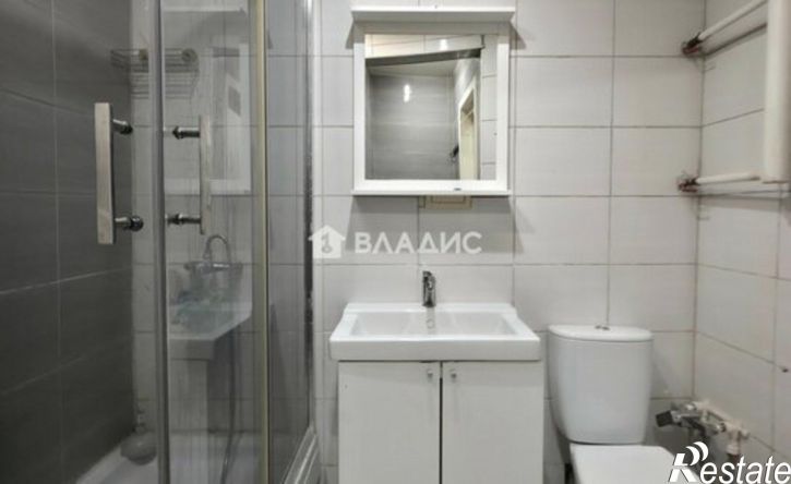 3-комн квартира ул Колесанова, 2,  д. 2