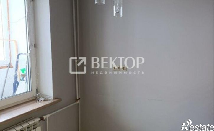 2-комн квартира ул Парижской Коммуны, 41,  д. 41