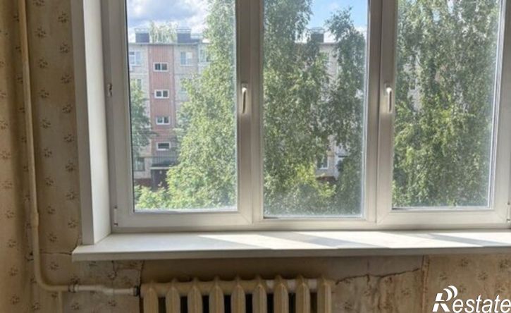 4-комн квартира ул Новосельская, 8А,  д. 8А