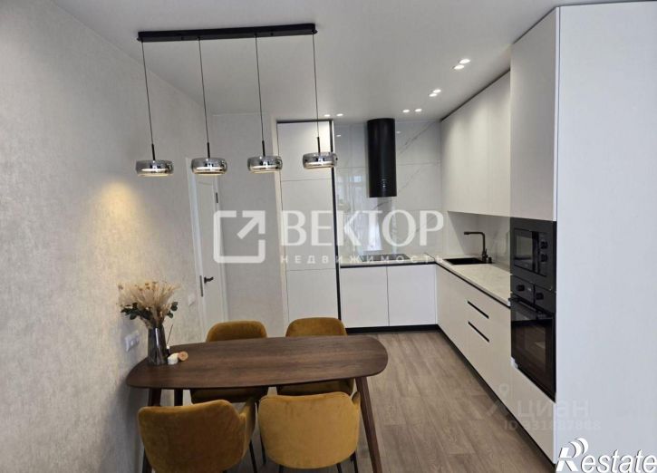 2-комн квартира ул Полка "Нормандия-Неман", 106 2,  д. 106 2,  к. 2