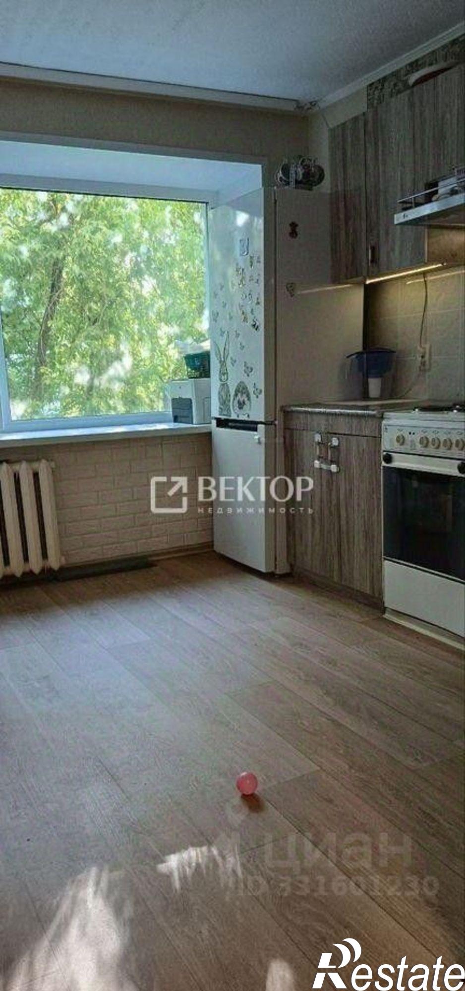 Купить квартиру за 2 990 000 рублей на пр-кт Строителей, 92