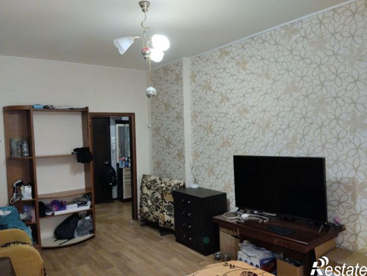 2-комн квартира Жиделева ул