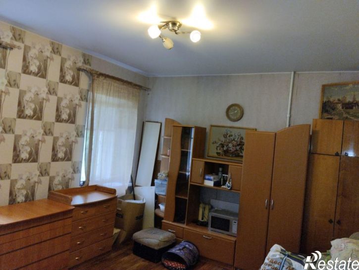 2-комн квартира Жиделева ул