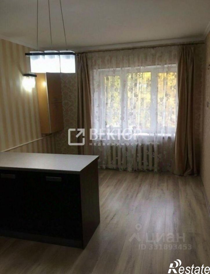 3-комн квартира Педагогический пер, 4,  д. 4