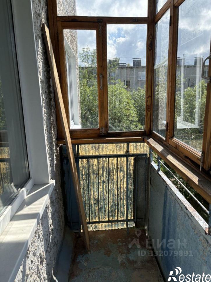 4-комн квартира ул Новосельская, 8А,  д. 8А