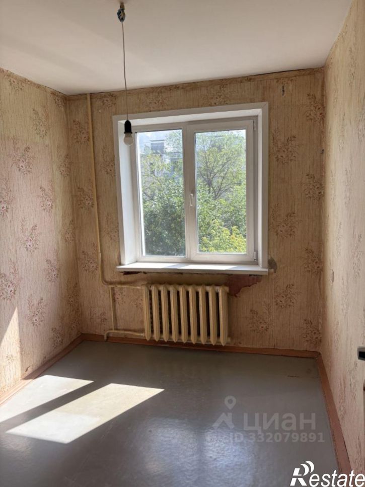 4-комн квартира ул Новосельская, 8А,  д. 8А