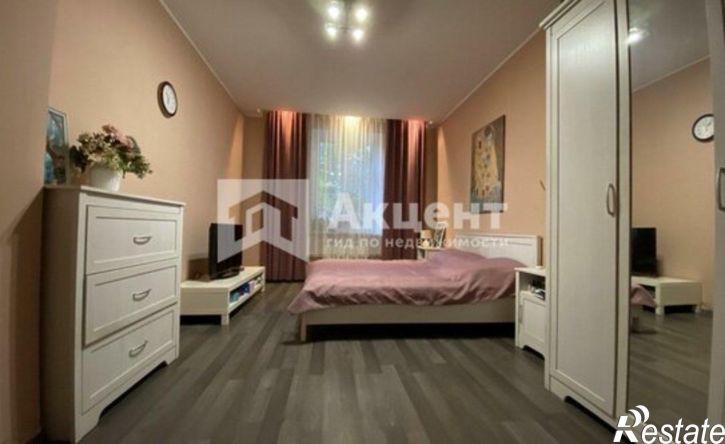 3-комн квартира ул Собинова, 60,  д. 60
