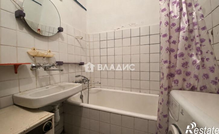 2-комн квартира ул Мякишева, 8,  д. 8