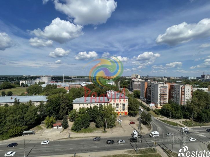 3-комн квартира ул Парижской Коммуны, 41,  д. 41