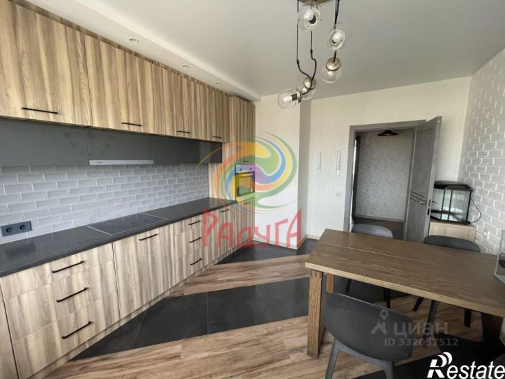 3-комн квартира ул Парижской Коммуны, 41,  д. 41