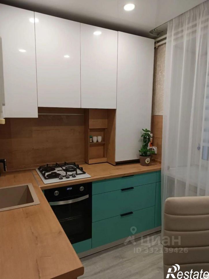 3-комн квартира Бакинский пр-д, 86,  д. 86