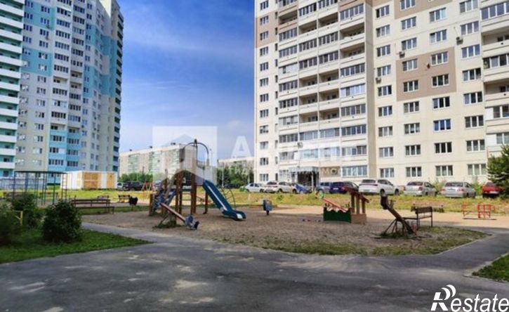2-комн квартира микрорайон Рождественский, 5