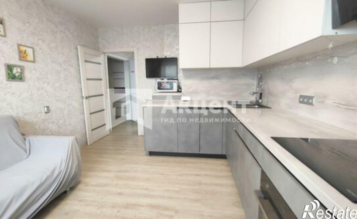 2-комн квартира микрорайон Рождественский, 5