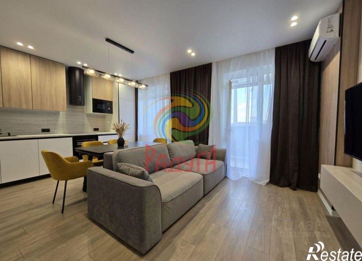 3-комн квартира ул Сарментовой, 11,  д. 11