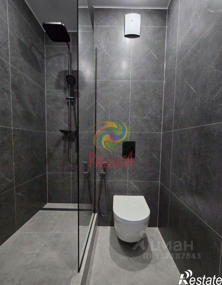 3-комн квартира ул Сарментовой, 11,  д. 11